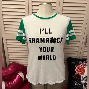 🍀VS PINK SHAMROCK TEE🍀